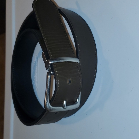 Chaps Mens reversible belt. - Picture 1 of 2